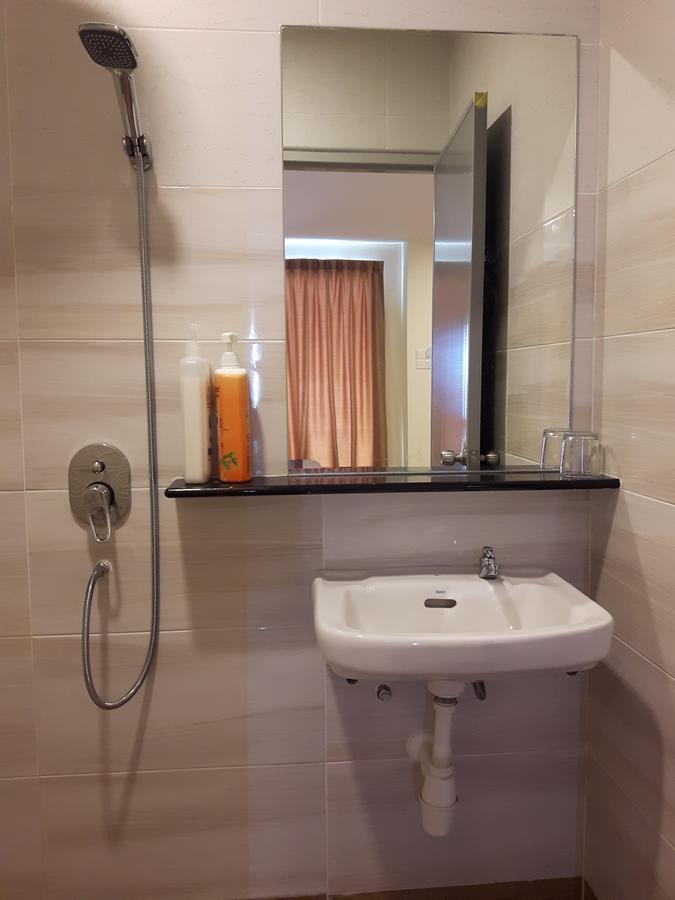 De Benz Inn Malakka Dış mekan fotoğraf