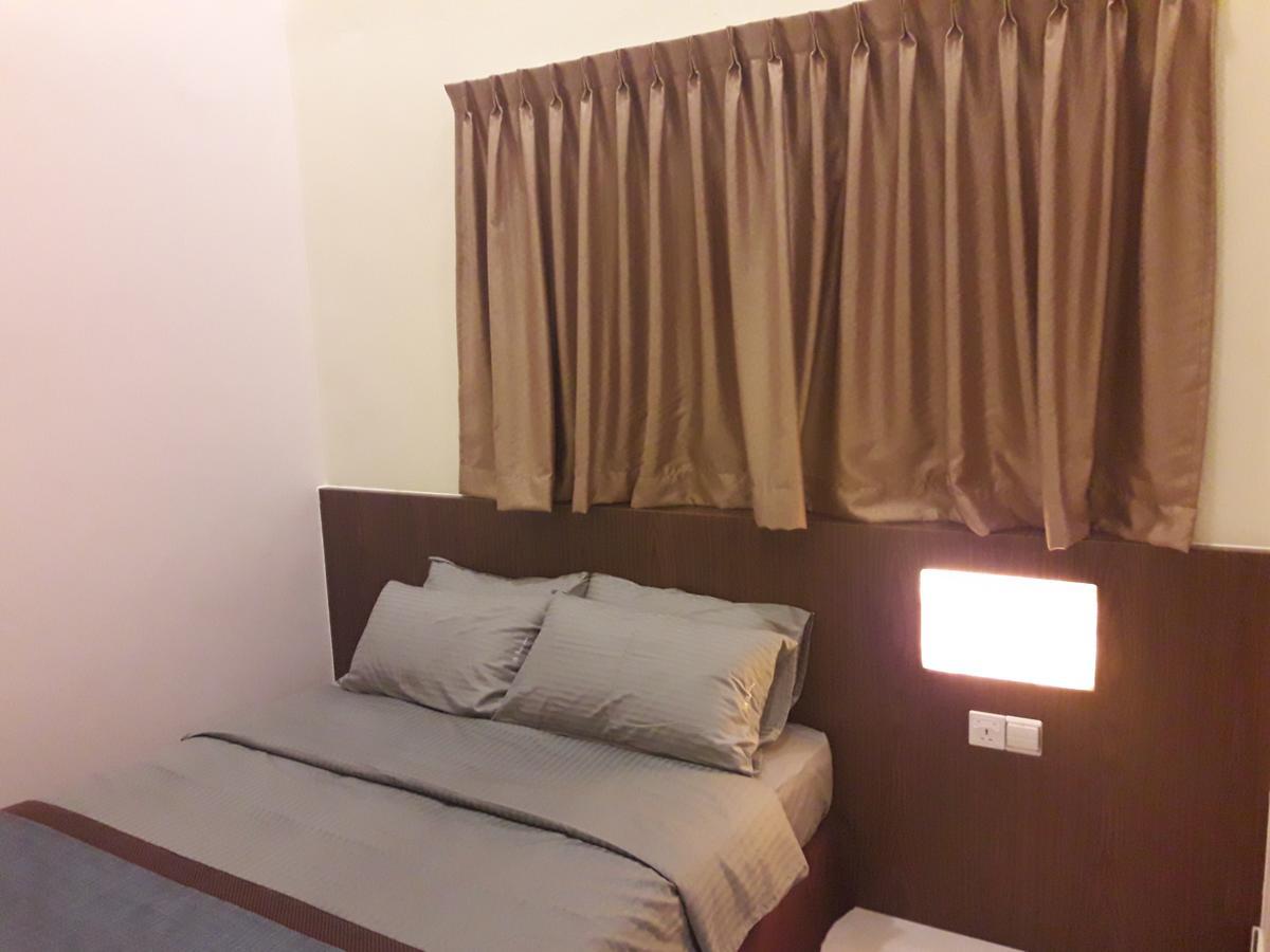 De Benz Inn Malakka Dış mekan fotoğraf